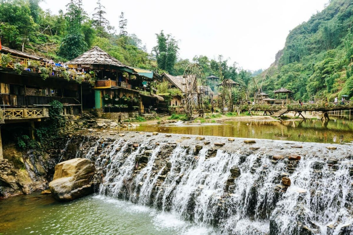 Experience Sapa Tours Visit Bac Ha Market