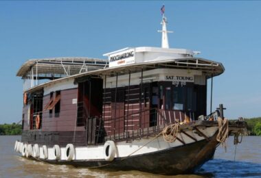 Cruise On The Tonle Sap Lake