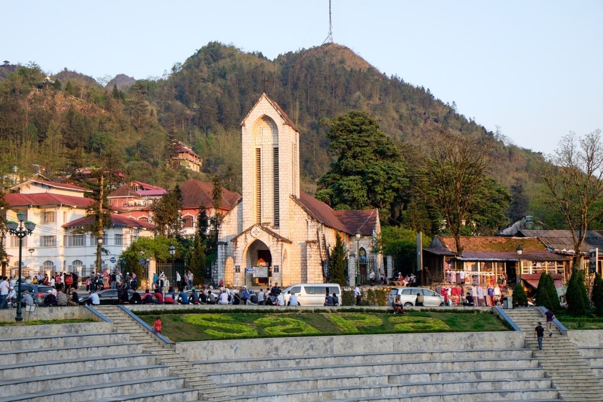 Embark on Sapa tours explore Lung Po Flagpole