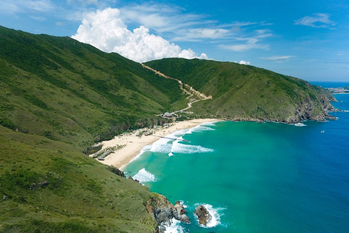 quiet coastlines, and peaceful countryside. When you travel with Impress Travel