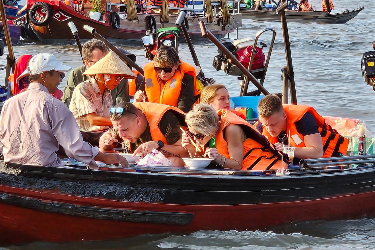 10-11 Day Vietnam Package Tours From Benin