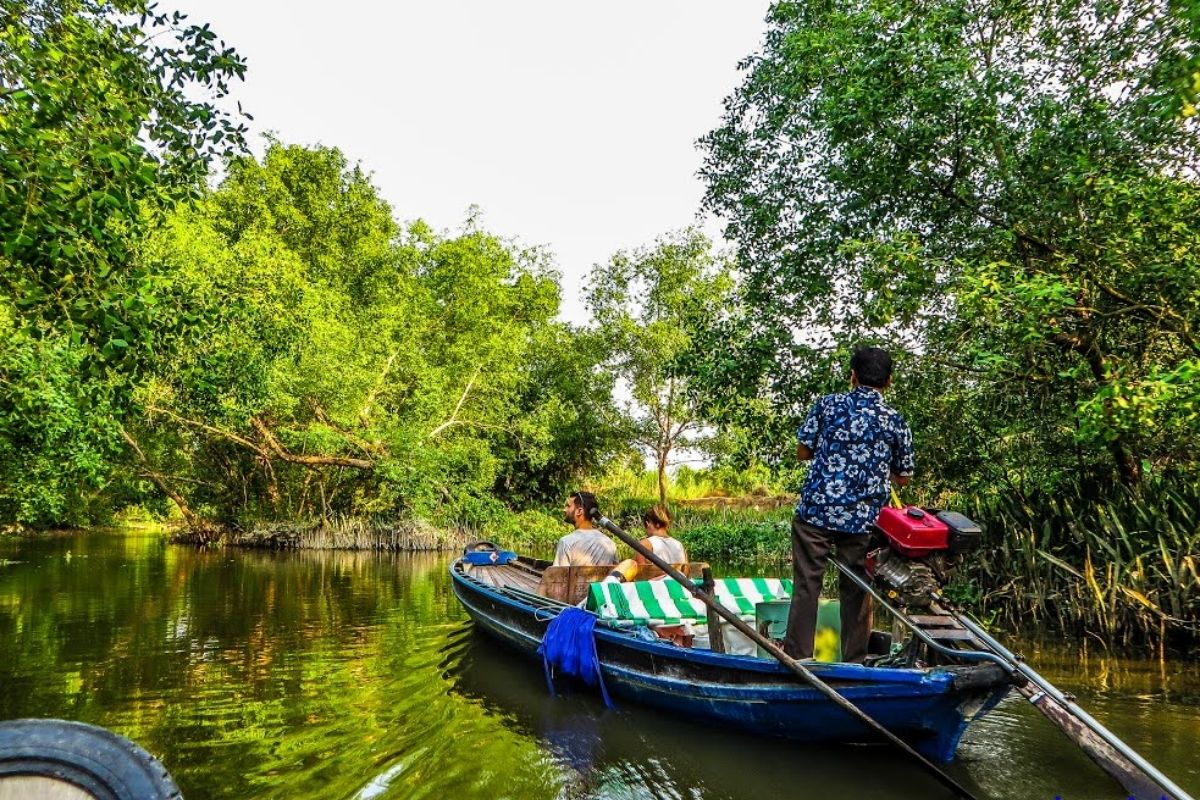 Experience the beauty of Mekong Tours explore Con Au