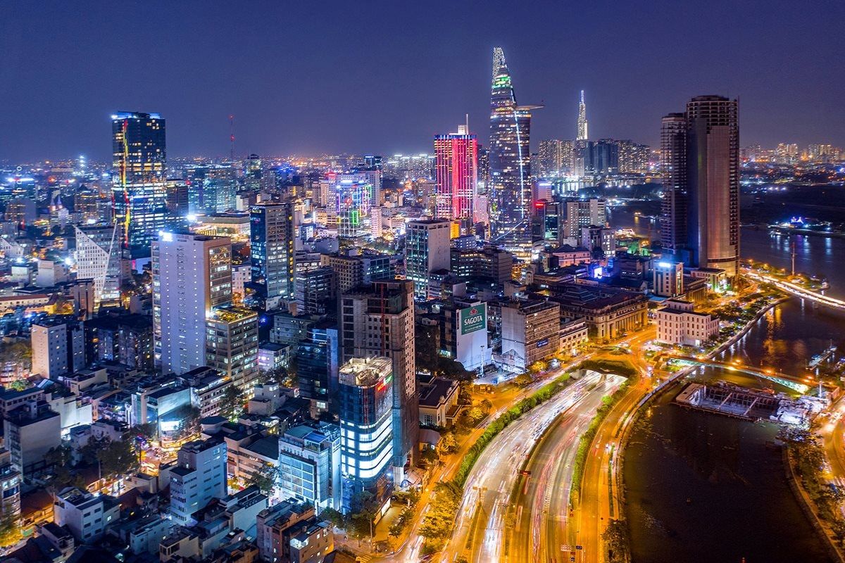 Australia to Vietnam Package Tour: 14 Days