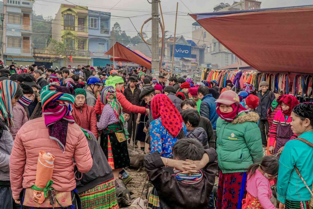 Ha Giang Tours Explore Yen Cuong Brocade Village