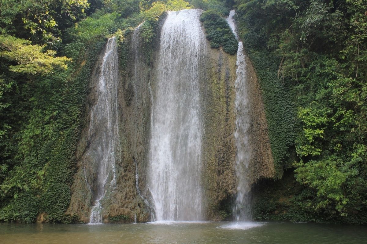 Embark on the ultimate adventure with Sapa Tours Hunt Cloud De Chu Thang Spot