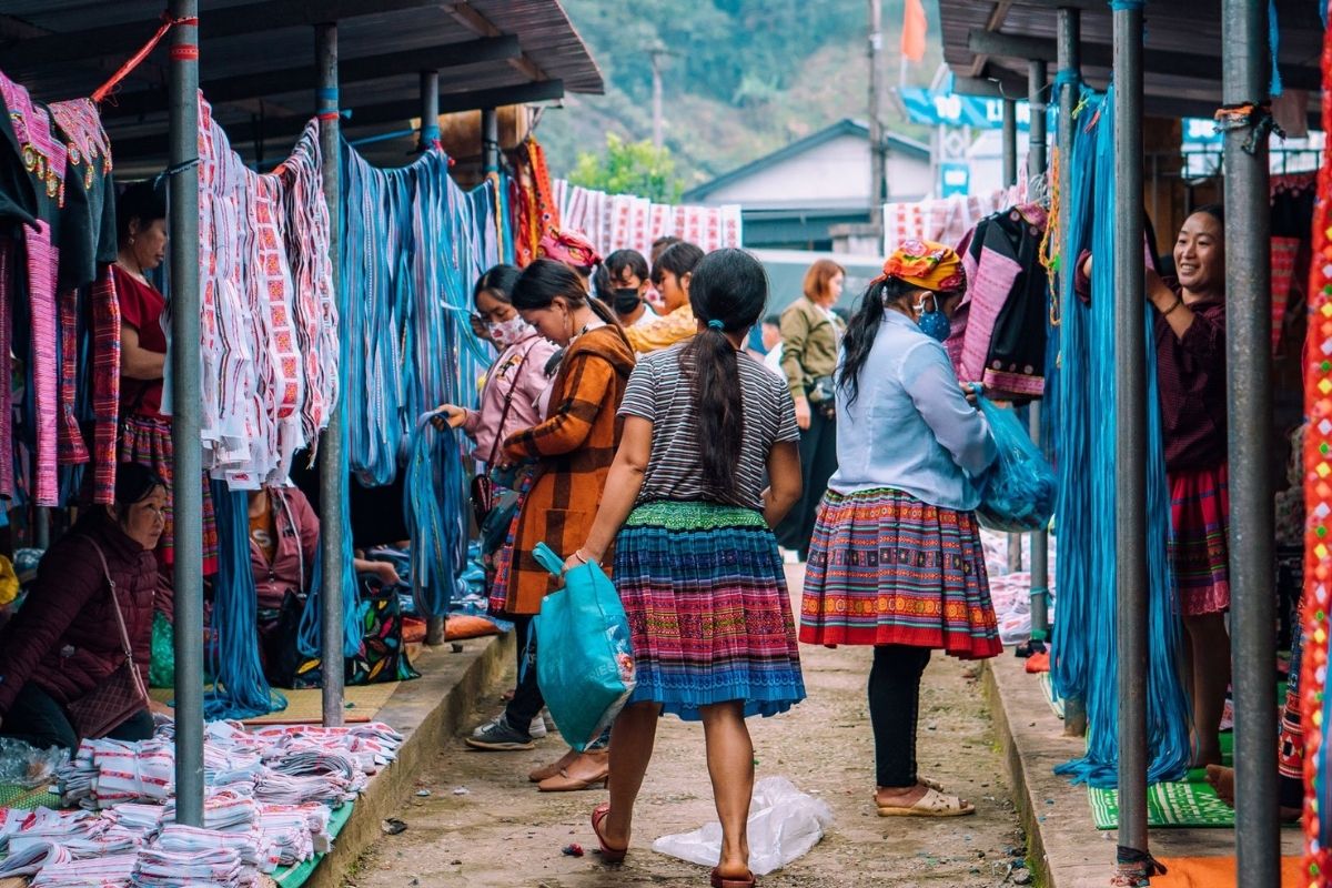 Conquering beautiful mountain trails, staying in authentic H’mong homestays