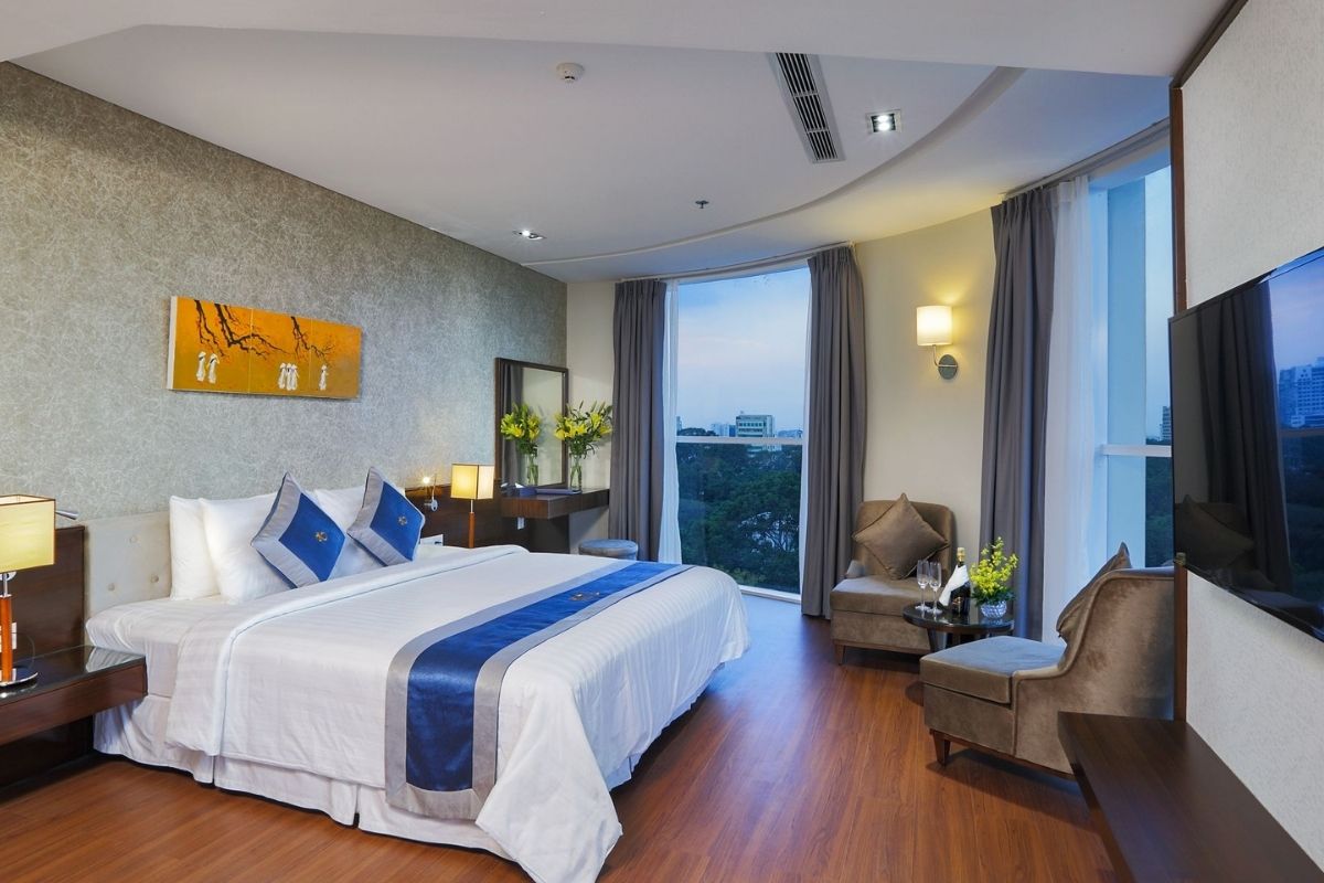 Check in Central Palace Hotel Saigon with Vietnam Discovery package tour from Haiti