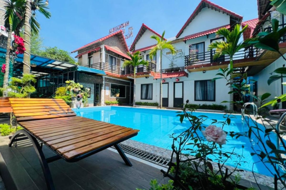 The Pineapple House