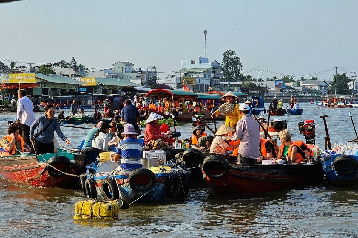 Cai Rang Floating Market