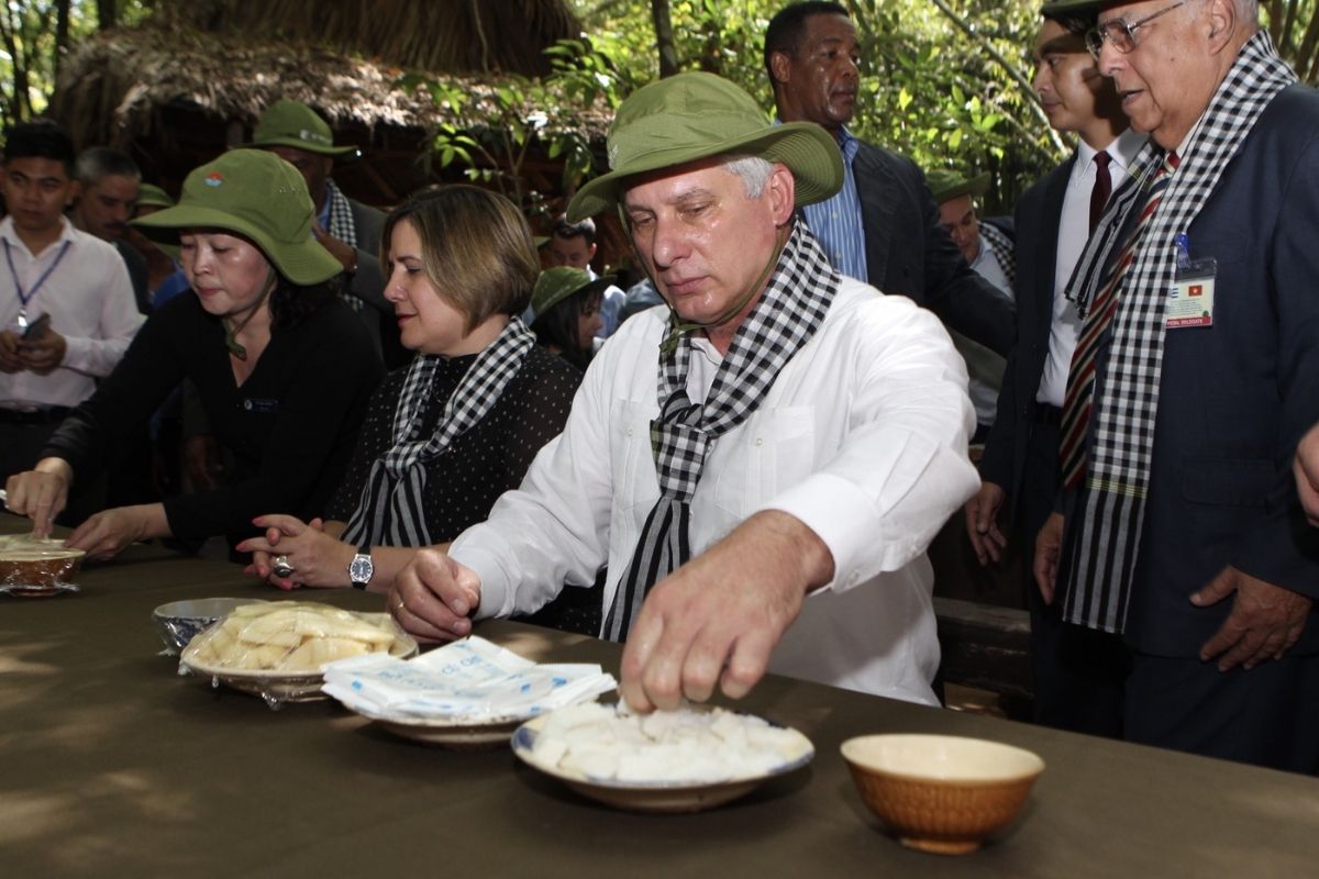 Cassava Tasting: A Wartime Meal with Cu Chi Tunnels Exploration from Ho Chi Minh City