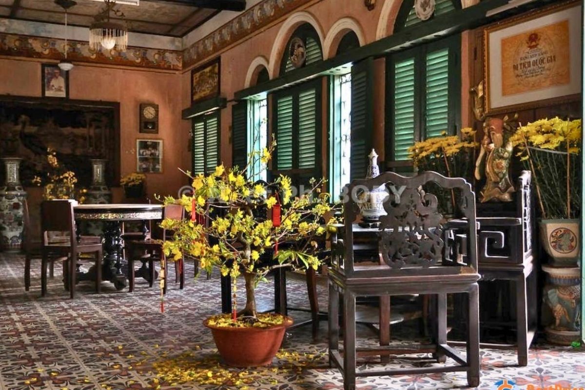 Binh Thuy Ancient House