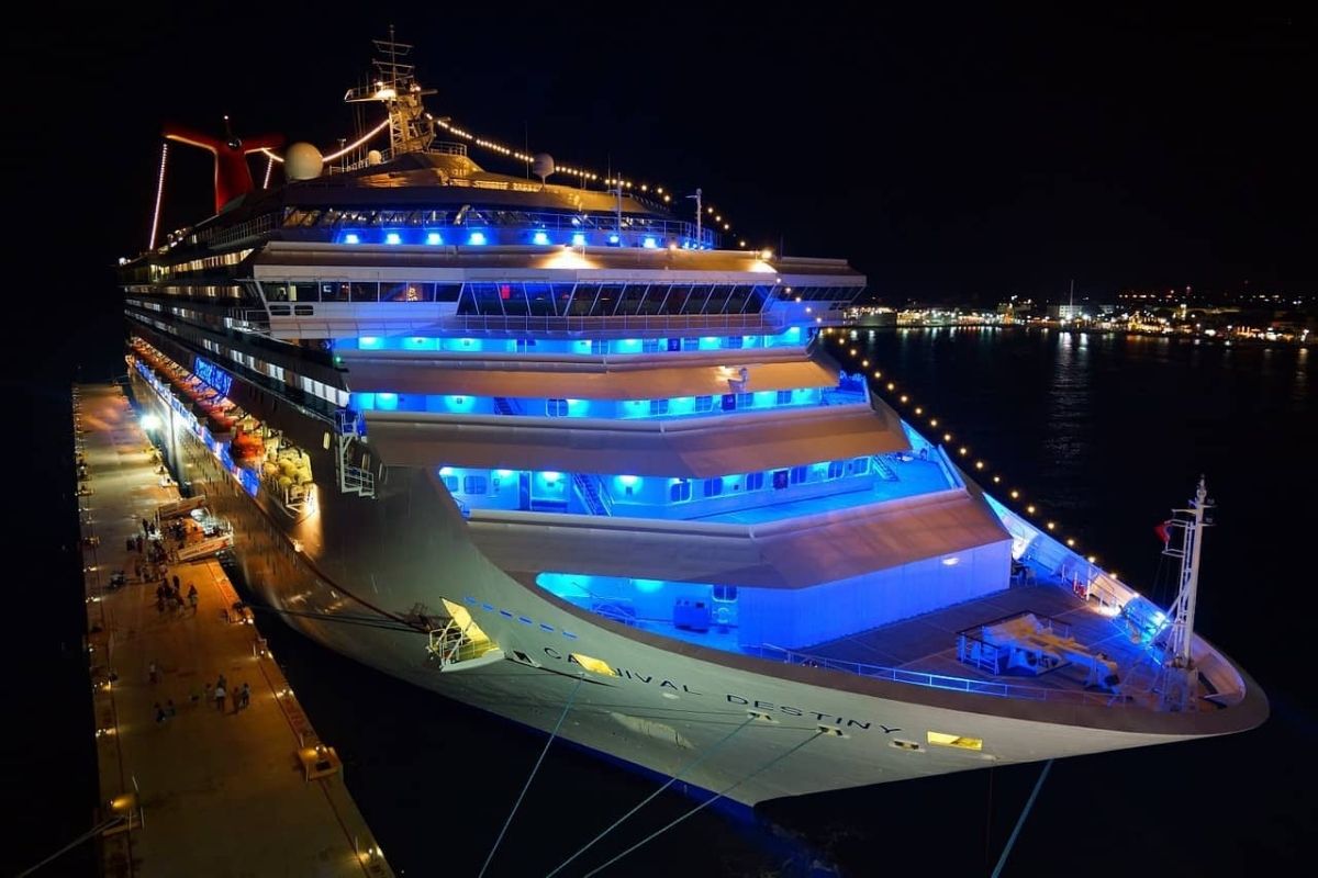 Halong Bay Overnight Cruise