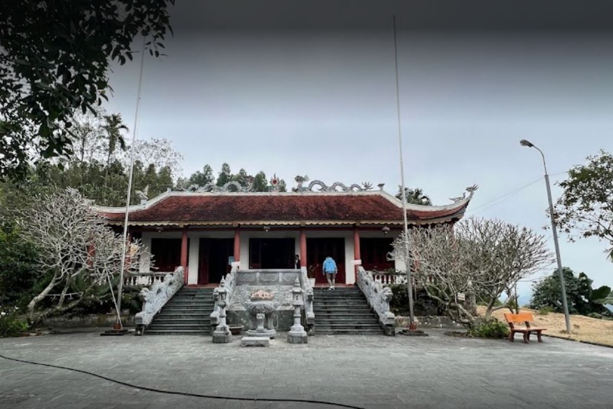 over sacred beauty and breathtaking landscapes with Mu Cang Chai Tours visit Thac Ba Temple