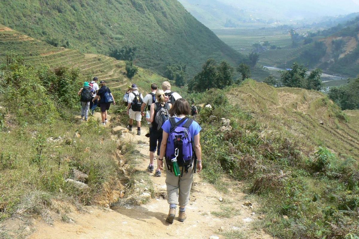 Trekking in Ta Van with Hanoi tours from HCM