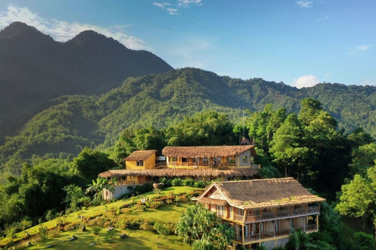 Pu Luong Tours stay at Chieng Lau Homestay