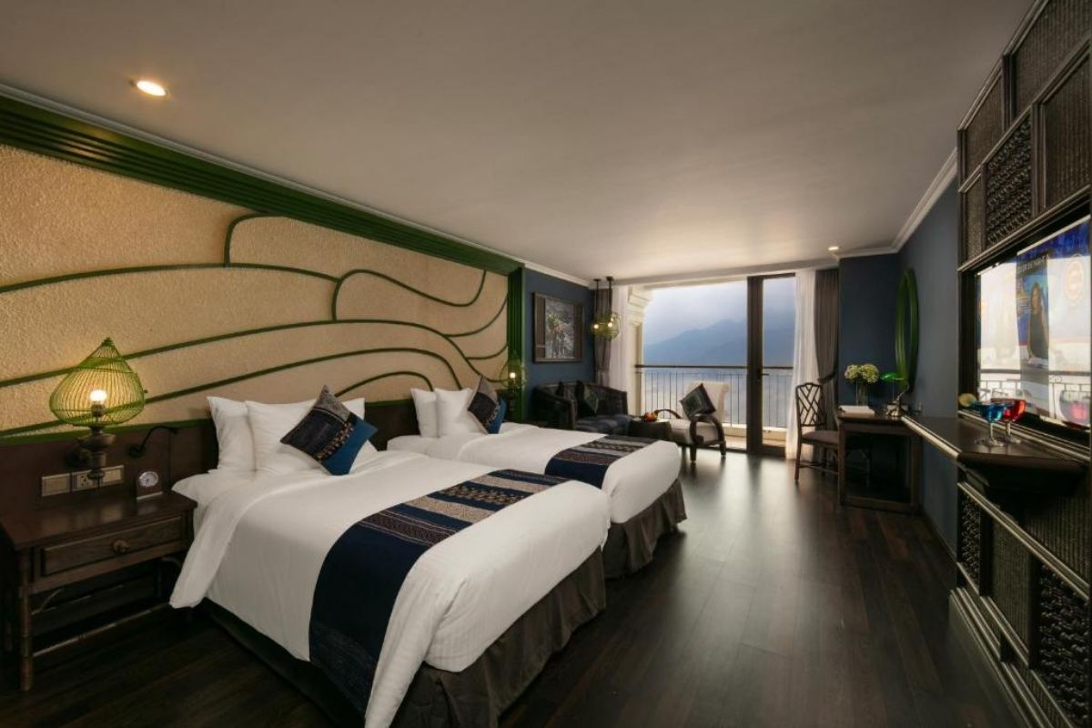 Overnight at Pistachio Hotel Sapa 4* with Sapa tours visit Xa Pho People in Nam Sai