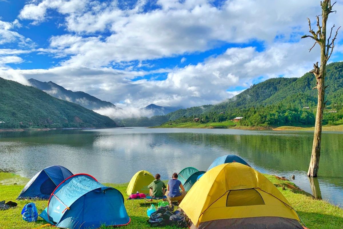 Camping at Seo MY Ty Lake