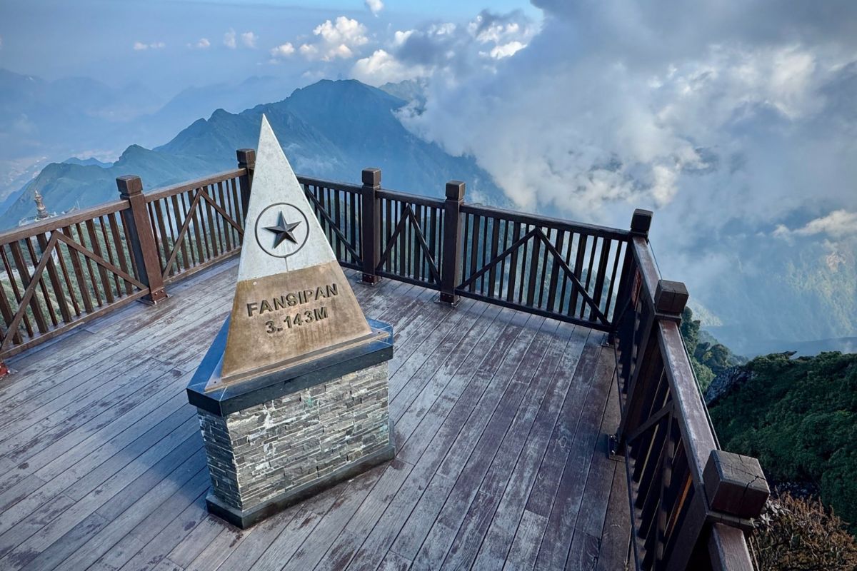 Summit Fansipan