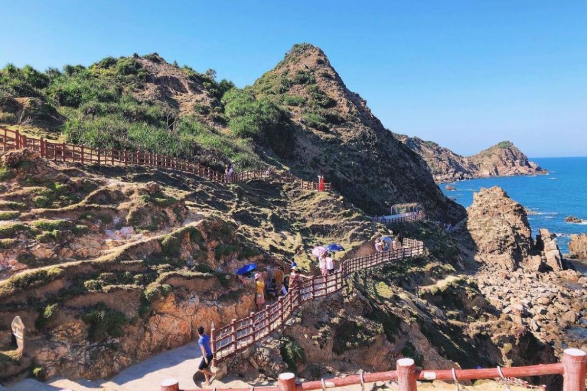 Eo Gio cliffs