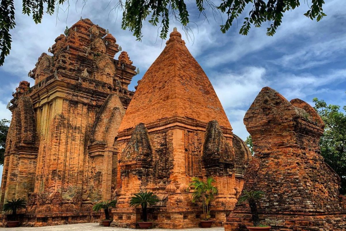 Ponagar Cham Towers