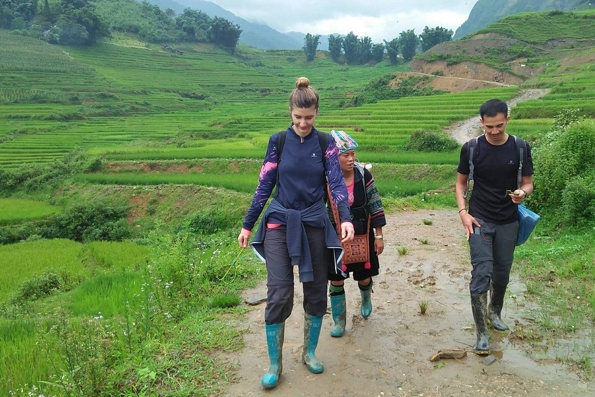Trekking in Sapa with Vietnam travel guide