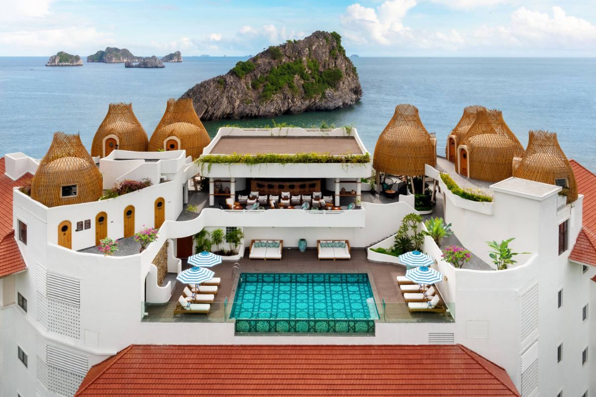 Stay at Perle d’Orient Cat Ba with Vietnam Beach and Island package tour