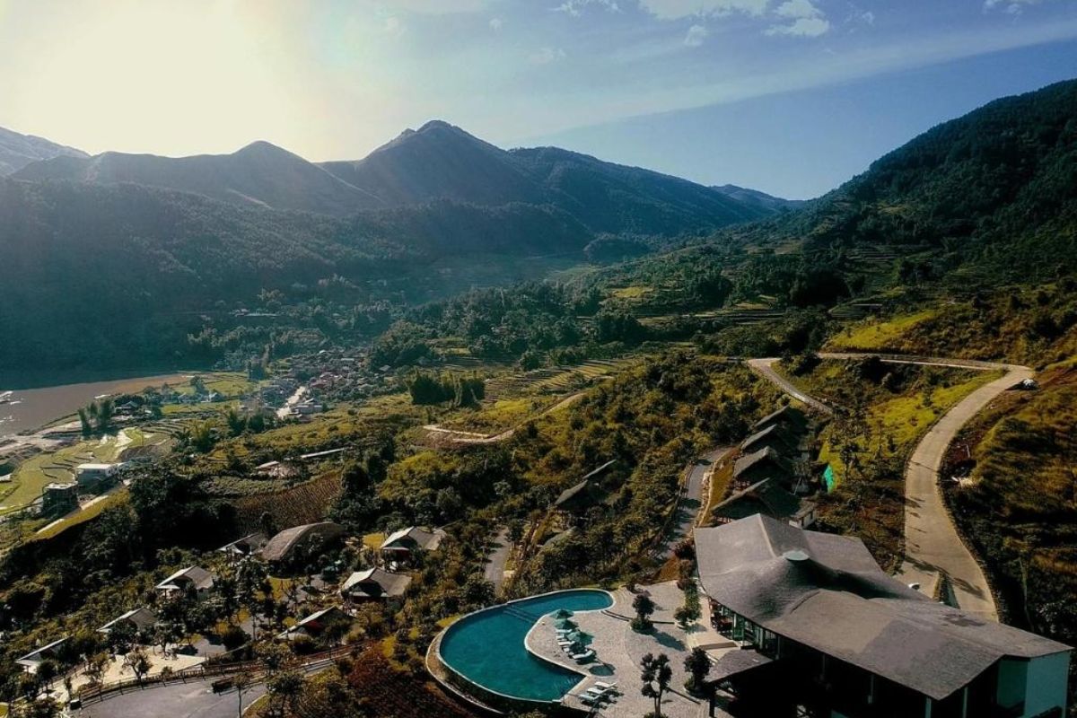 Tu Le Hot Springs