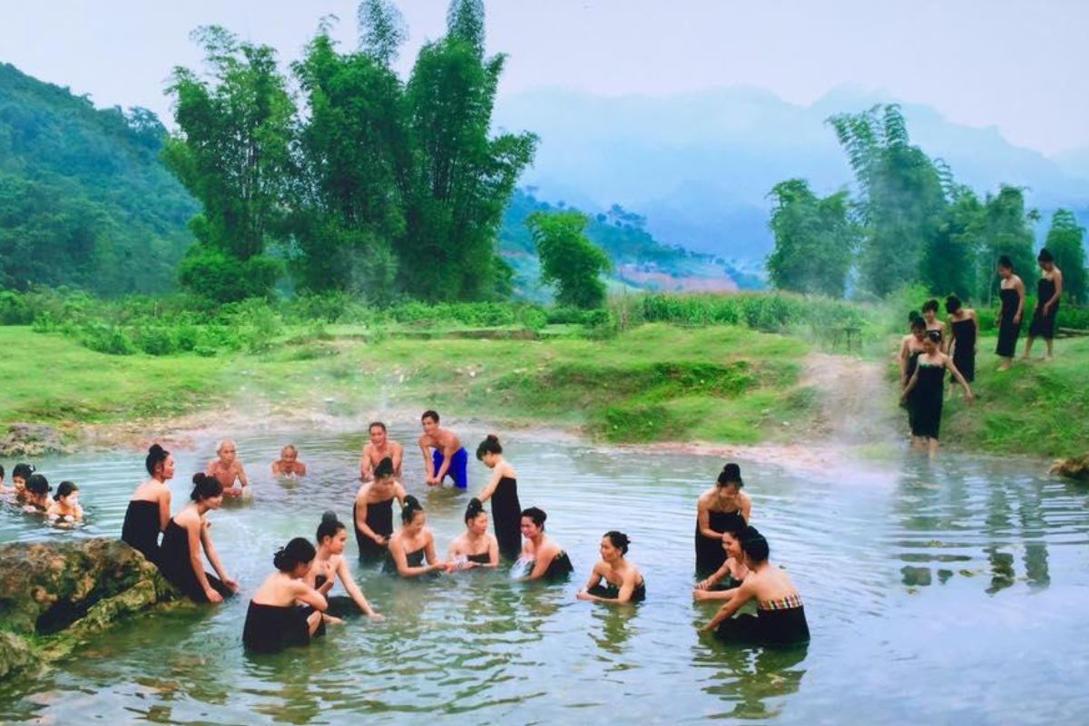 Ban Hoc Hot Springs – Nghia Lo