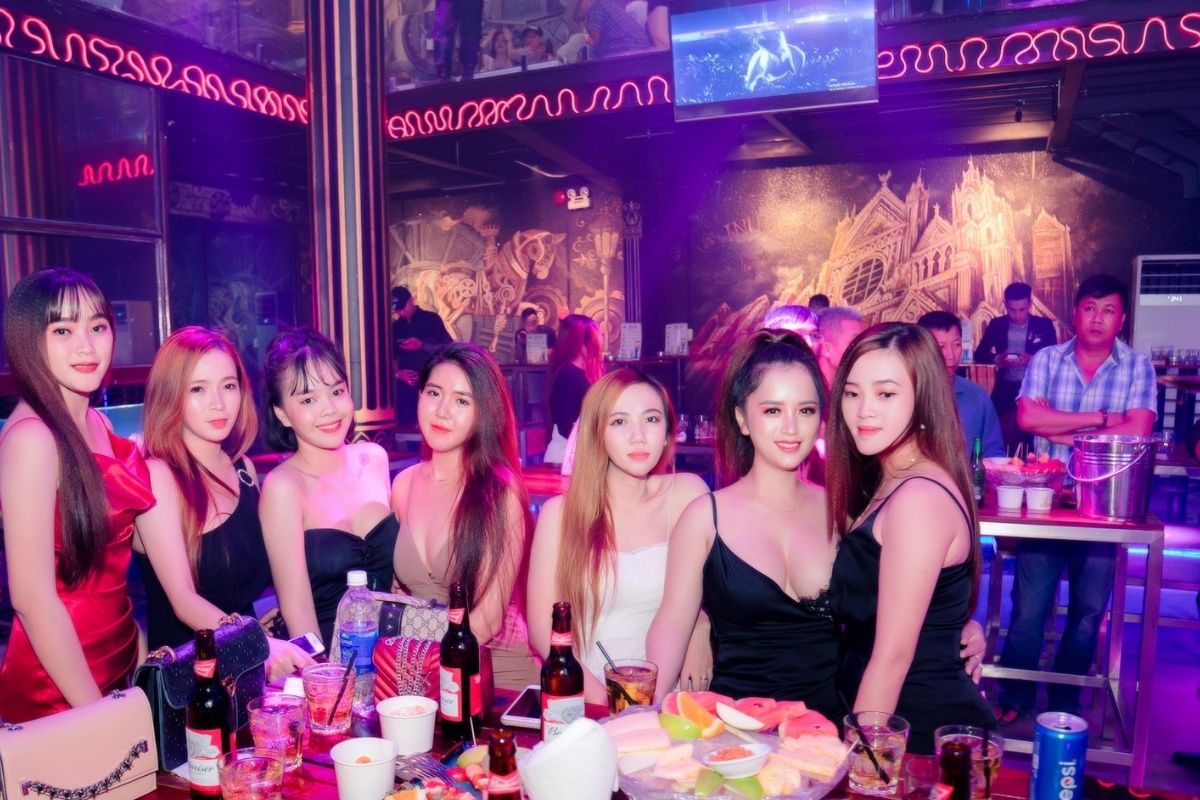 Discover INU Beer Club & Lounge with Club Can Tho