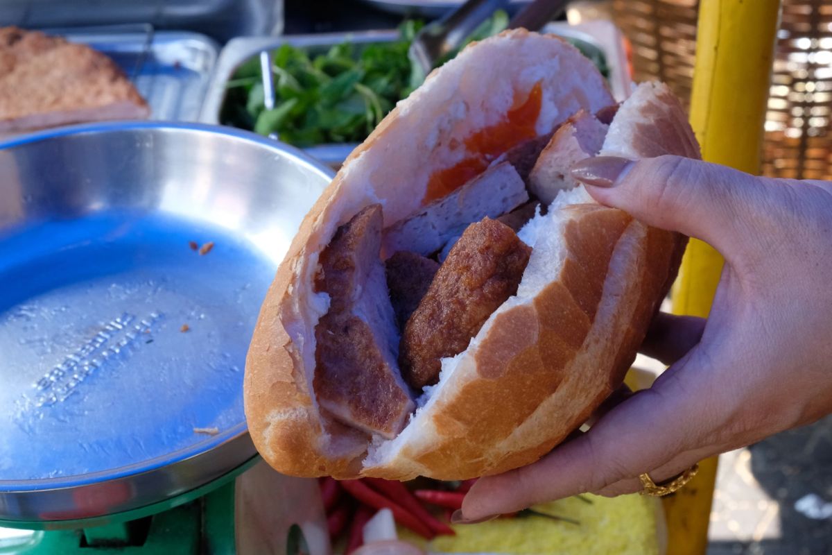 Banh Mi Ca Thu