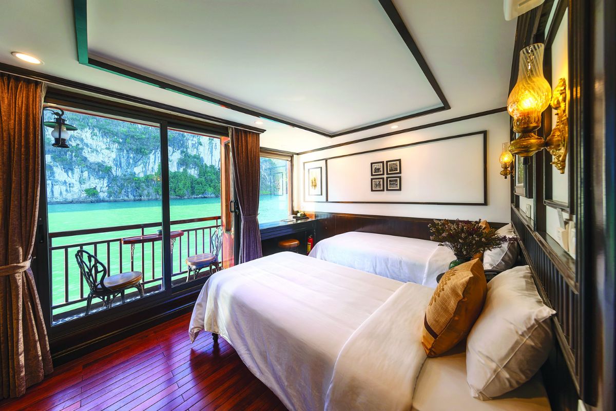 enjoy amenities of Deluxe Cabins with Vietnam cruise