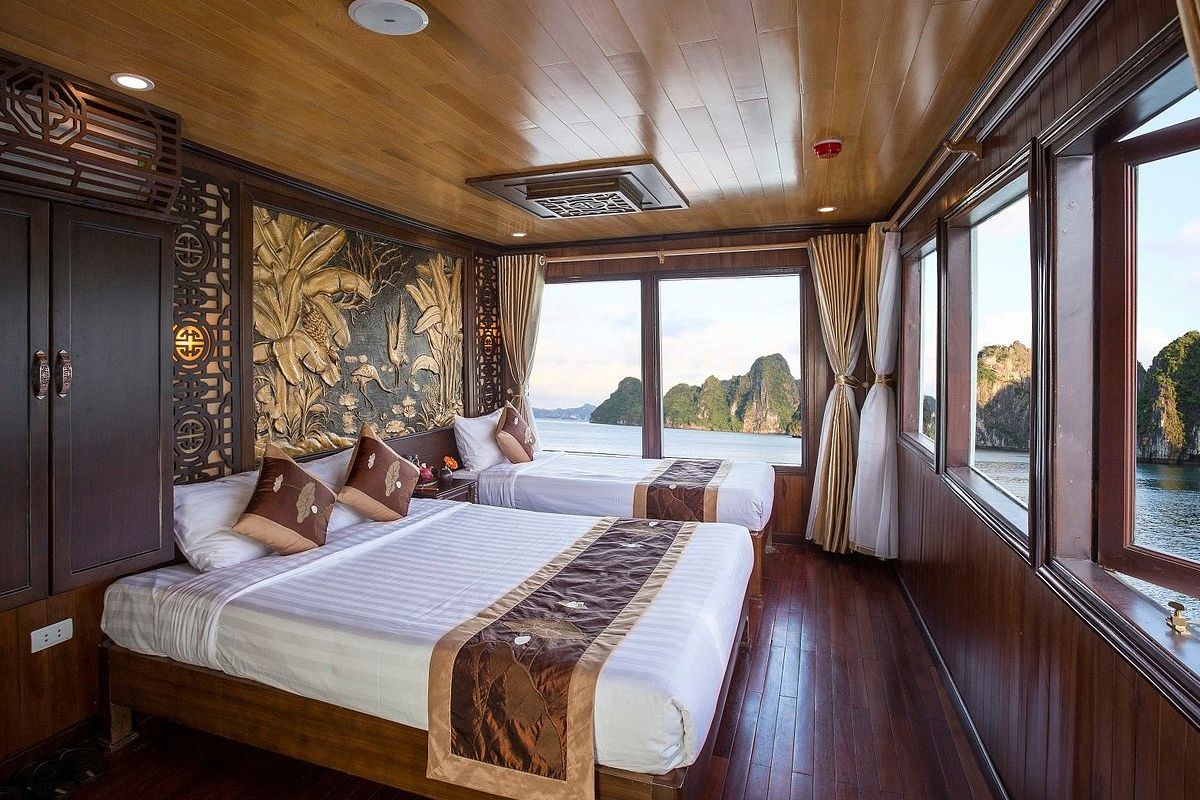 Renea Cruise – Calm, Cozy & Classic