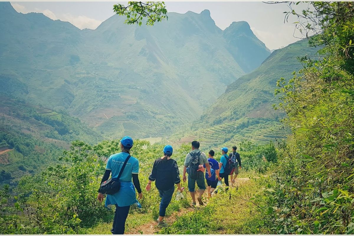 Explore Dong Van Karst Plateau with Ha Giang Vietnam Travel