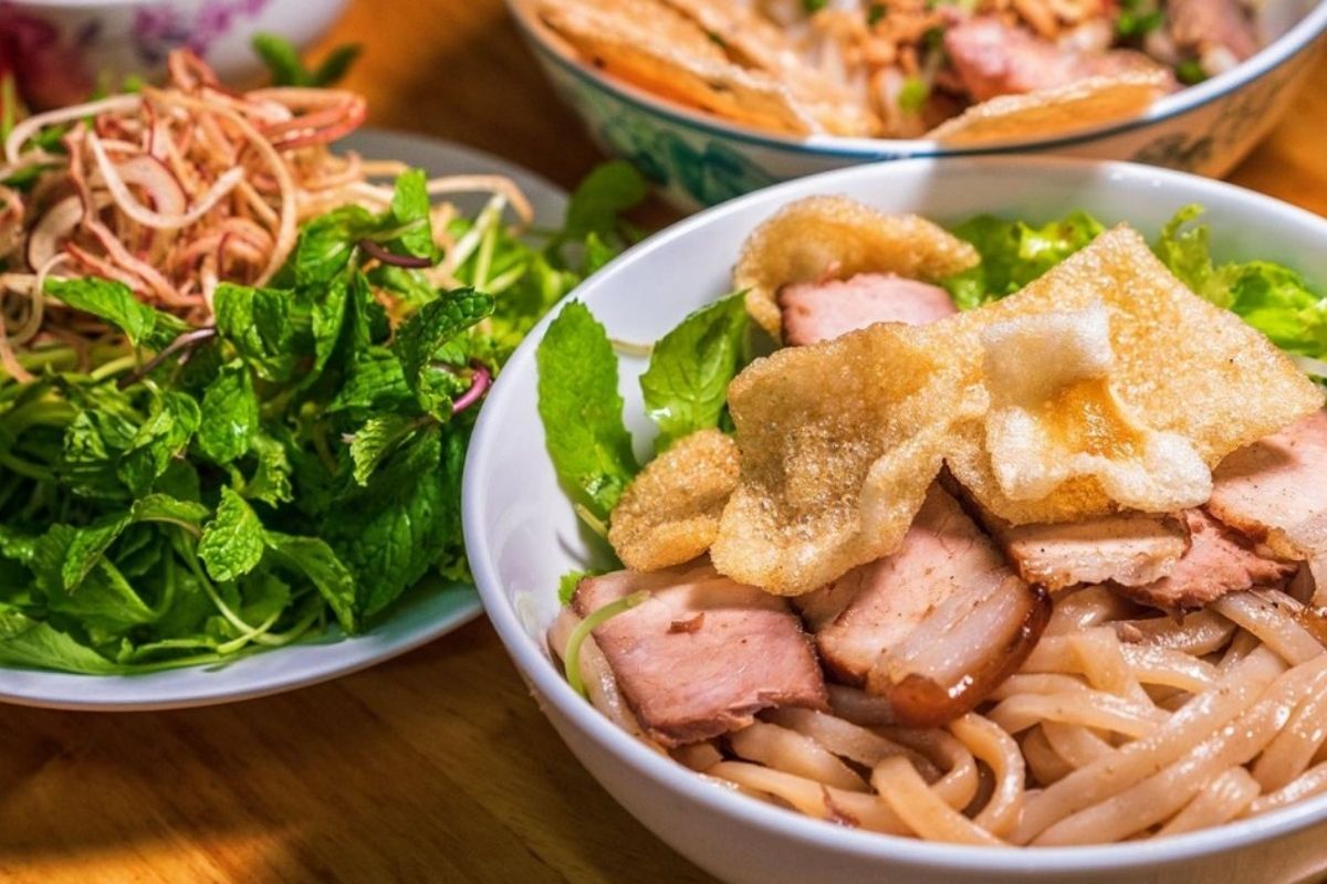 Cao Lau -Culinary Delights for Danang Tours & local specialties