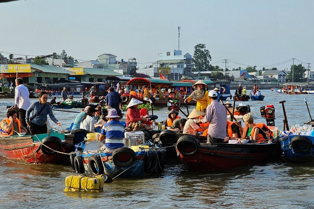 Cai Rang Floating Market