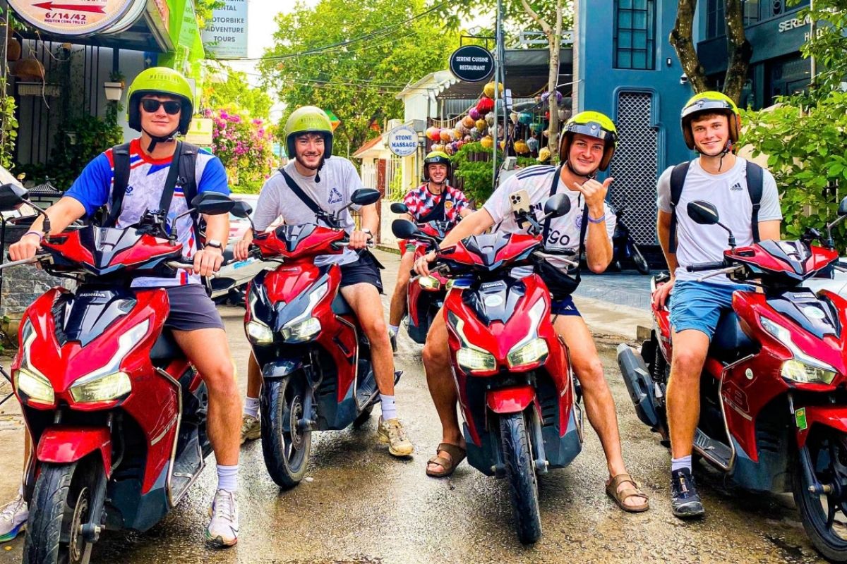 Visit to Hot Springs Park Da Nang by Motorbike