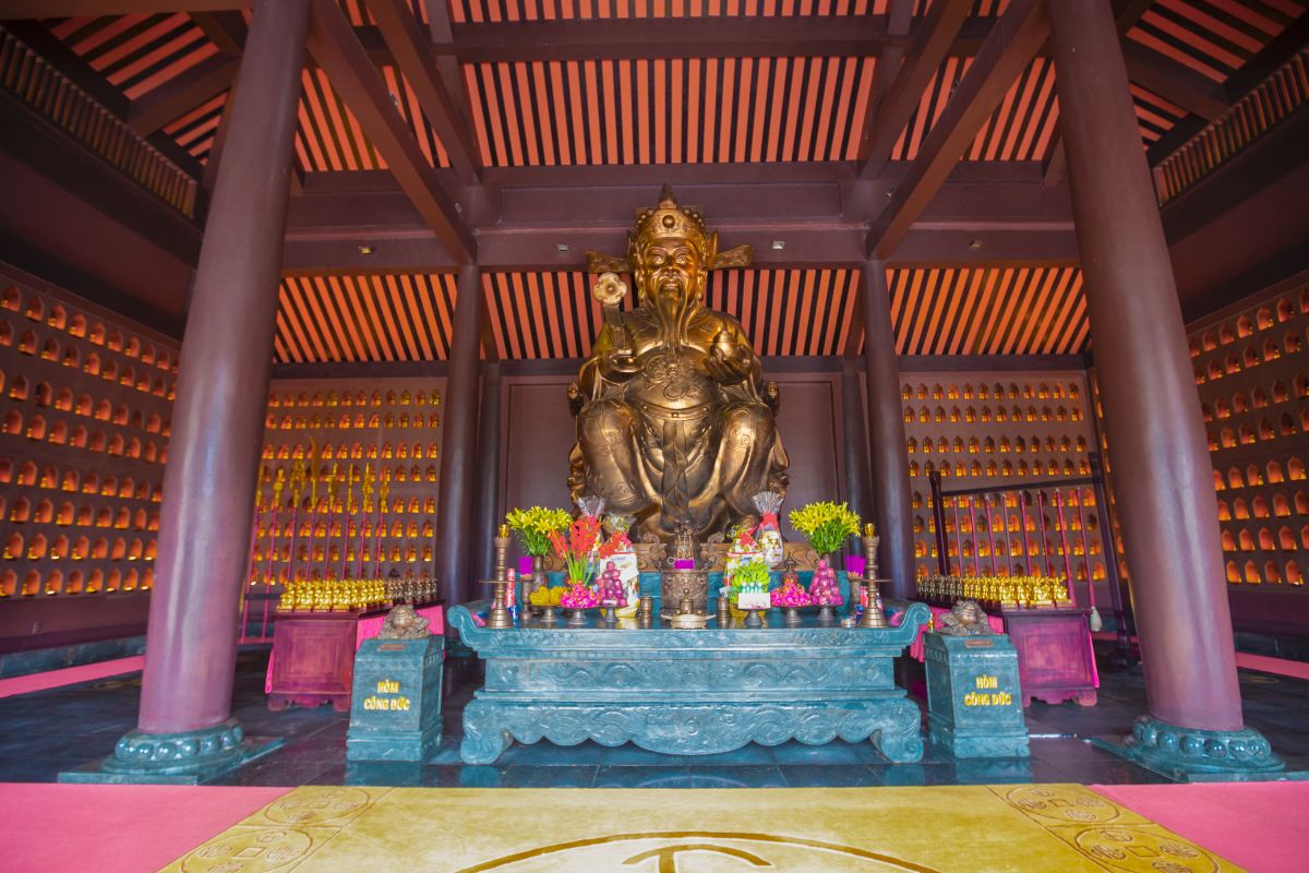 Than Tai Temple