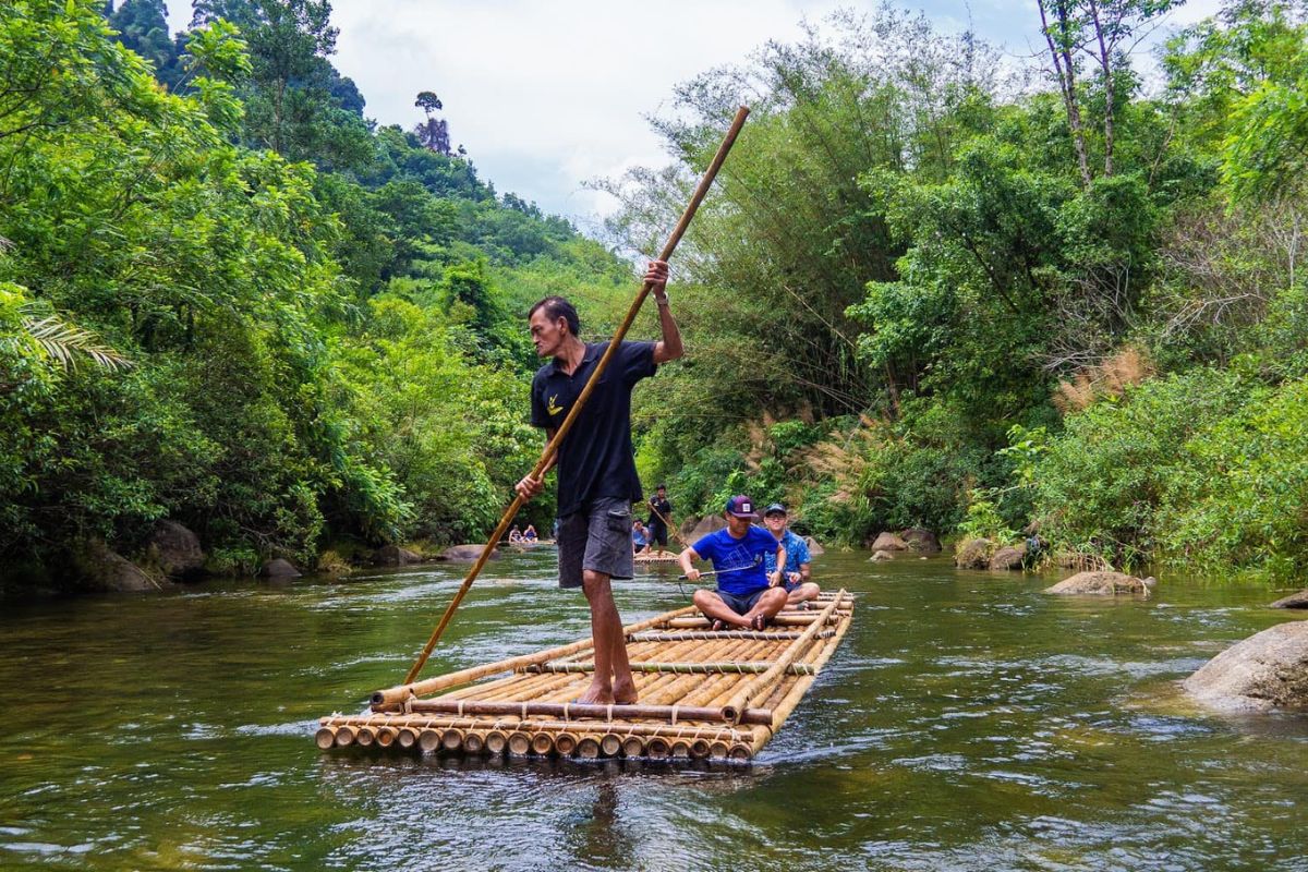 Bamboo Rafting