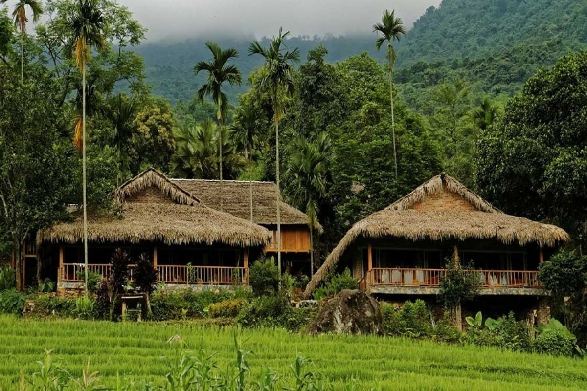 Explore the culture of Ban Don Village