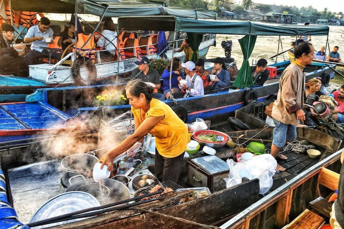 Noodle soup at Cai Rang Floating Market
