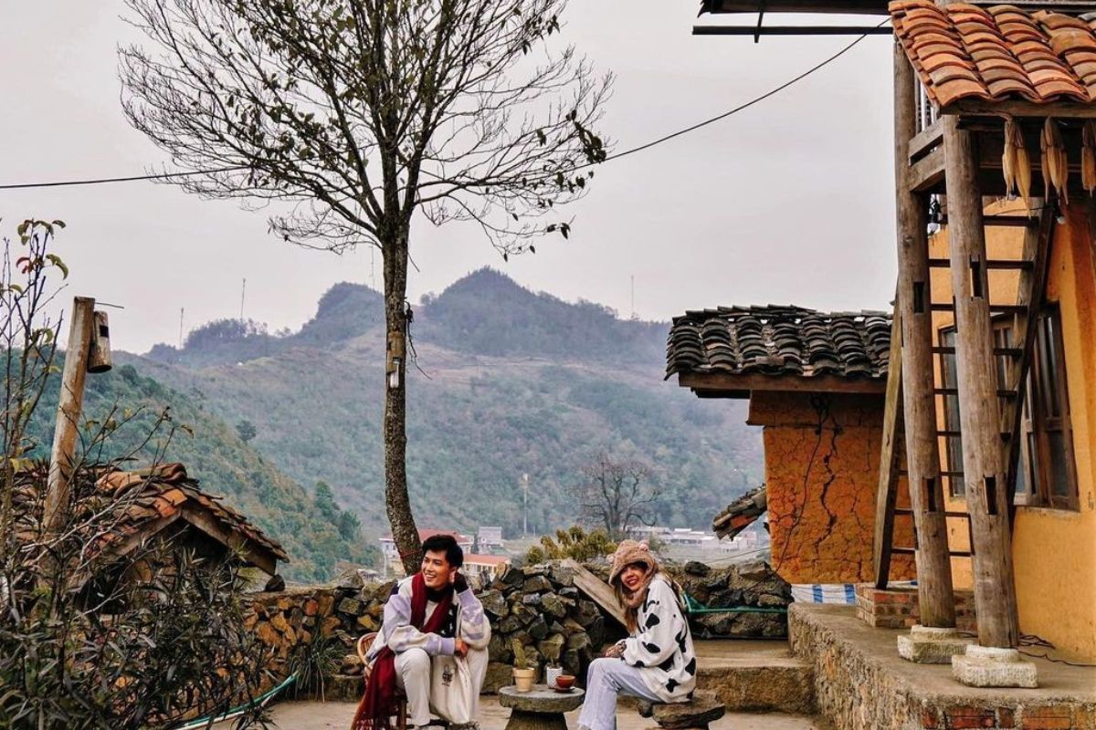 Lo Lo Chai Village