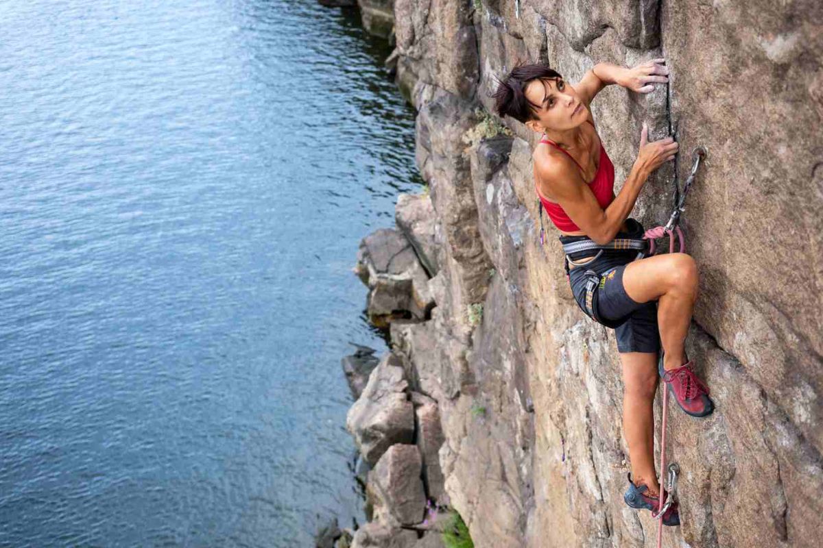 Halong Bay Rock Climbing