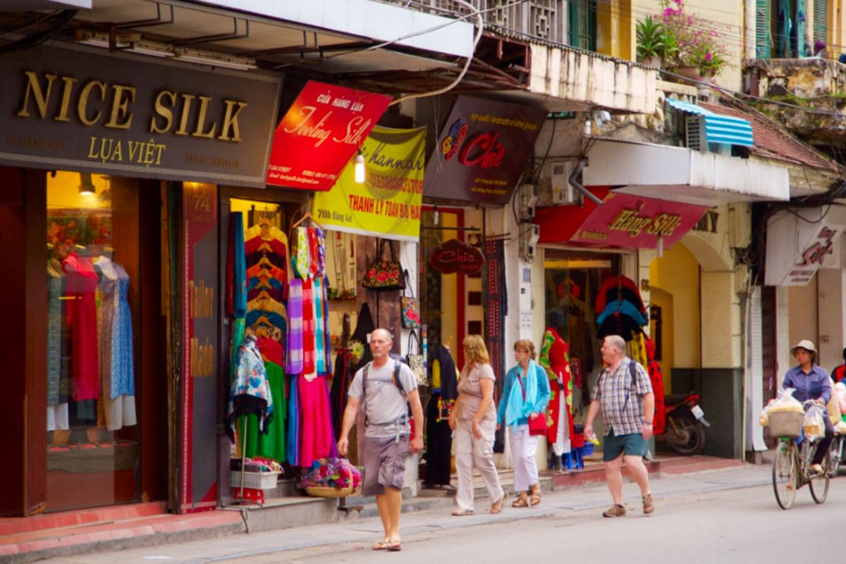 Hang Gai (Silk Street)