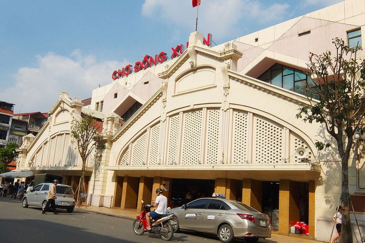 Dong Xuan Market - Hanoi 36 Streets