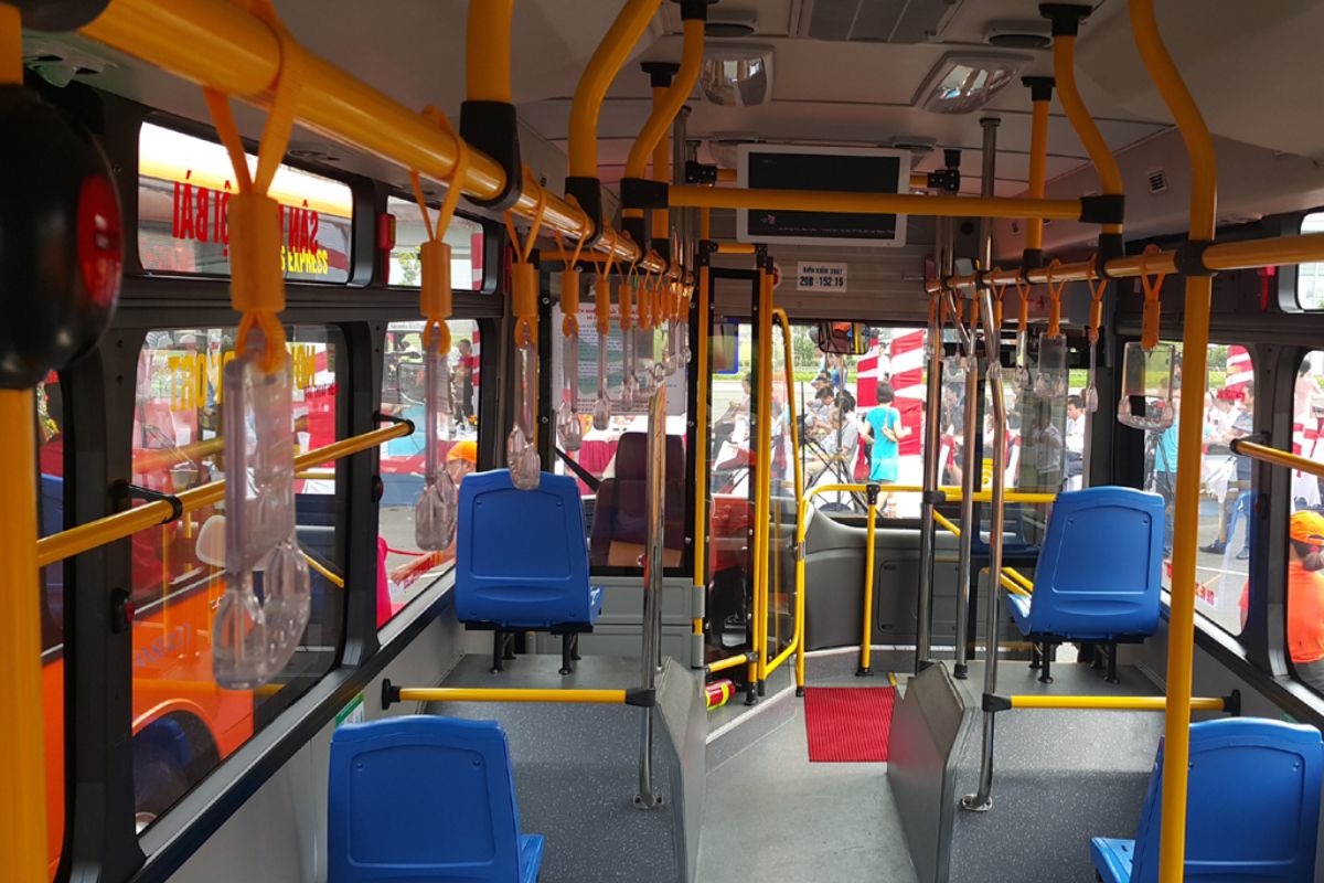 Bus 86 (Large Luggage Area)