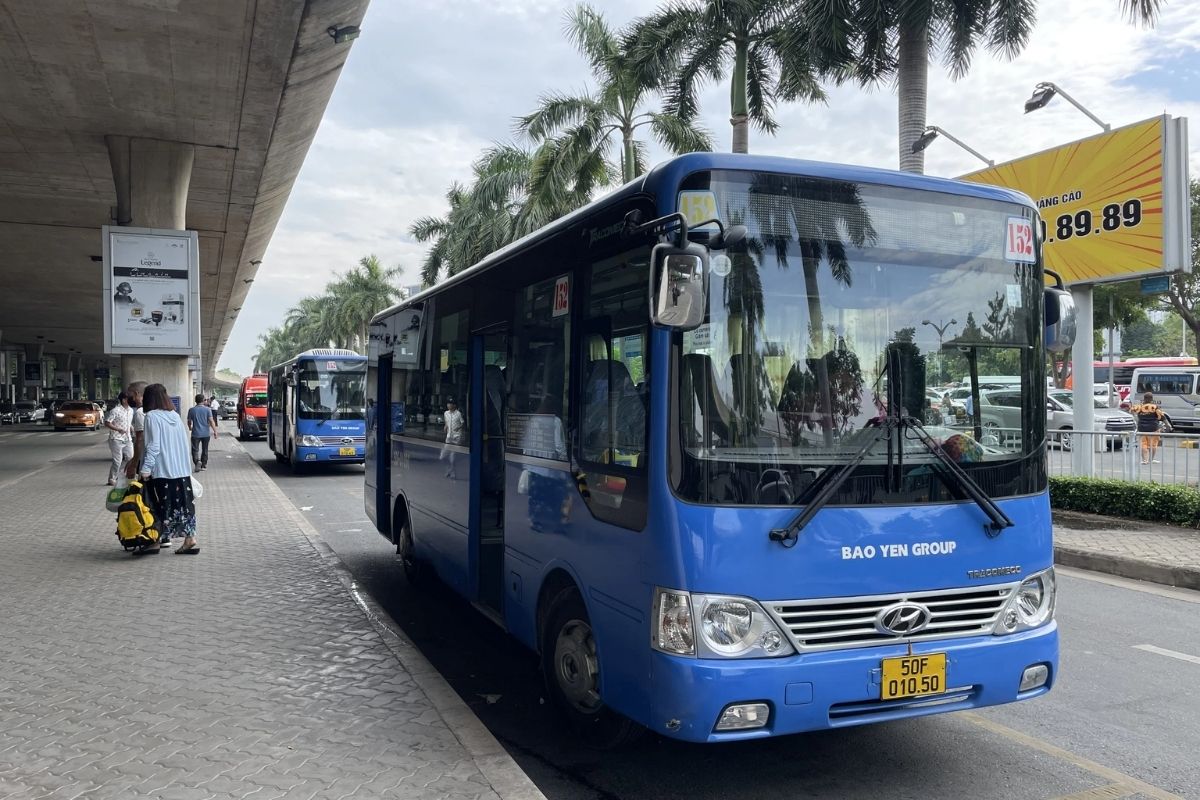 Visit Ho Chi Minh to Ben Tre by Public Bus