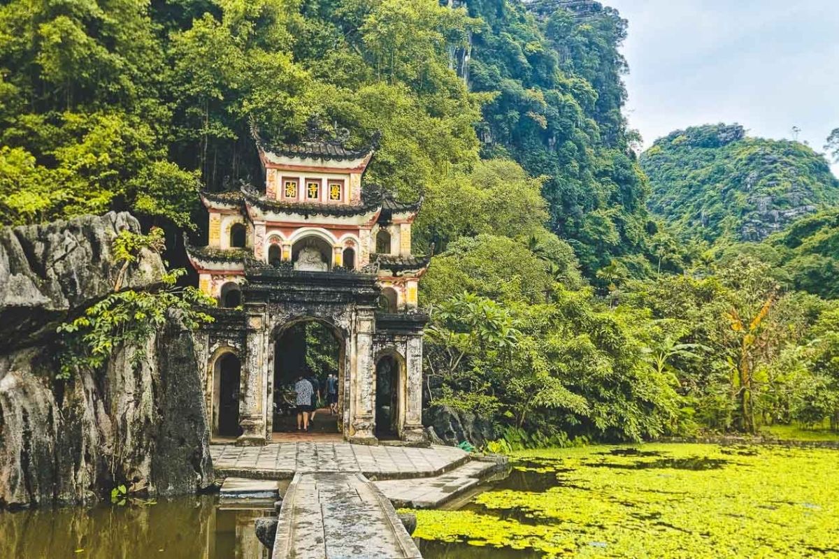 How many days in Ninh Binh with Bich Dong Pagoda
