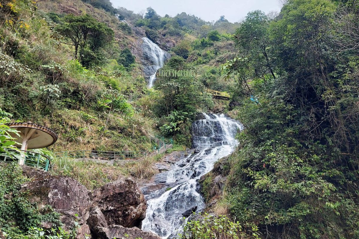 Silver Waterfall