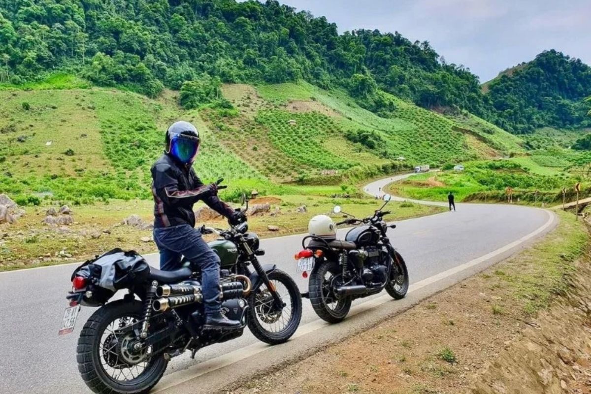 Ride Motorbike for Discover how to get from Mai Chau to Pu Luong 