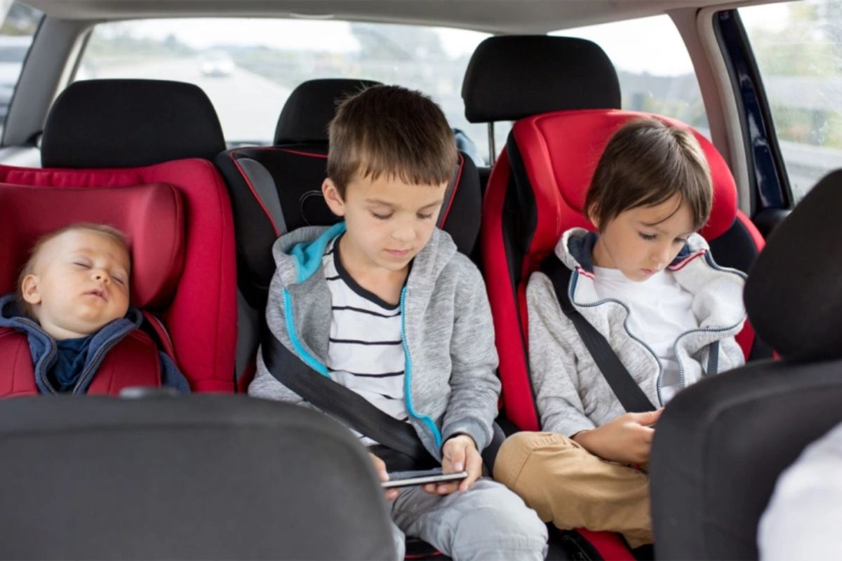 GrabFamily - Safe Rides with Child Seats